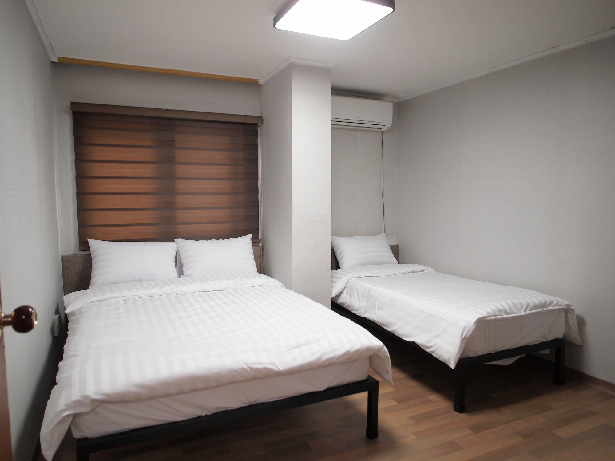 Hostel Gaon Sinchon Seul Exterior foto